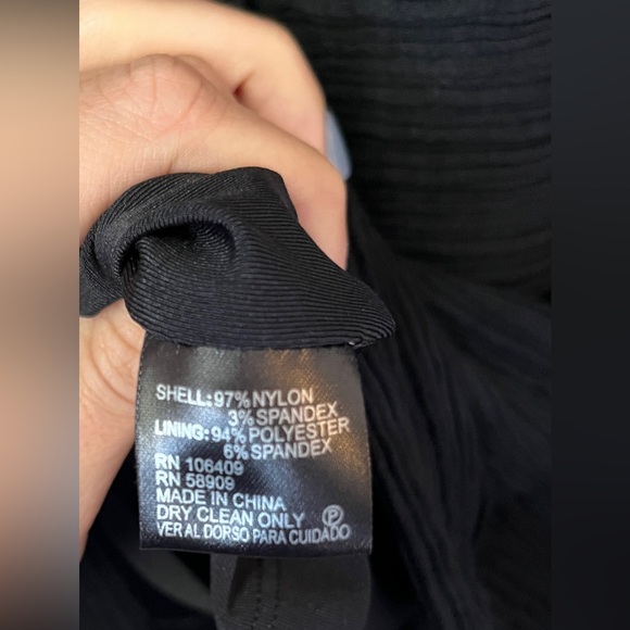 Antonio Melani Illusion Hourglass Sheath Dress | Black Blue White | Size 4 - Picture 7 of 7